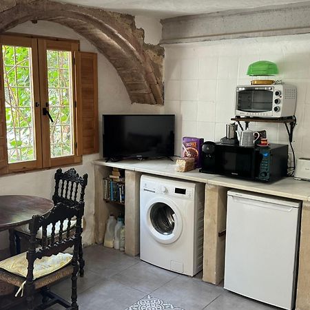 Oliva Courtyard Guesthouse Zewnętrze zdjęcie