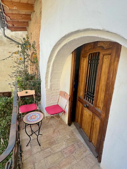 Oliva Courtyard Guesthouse Zewnętrze zdjęcie