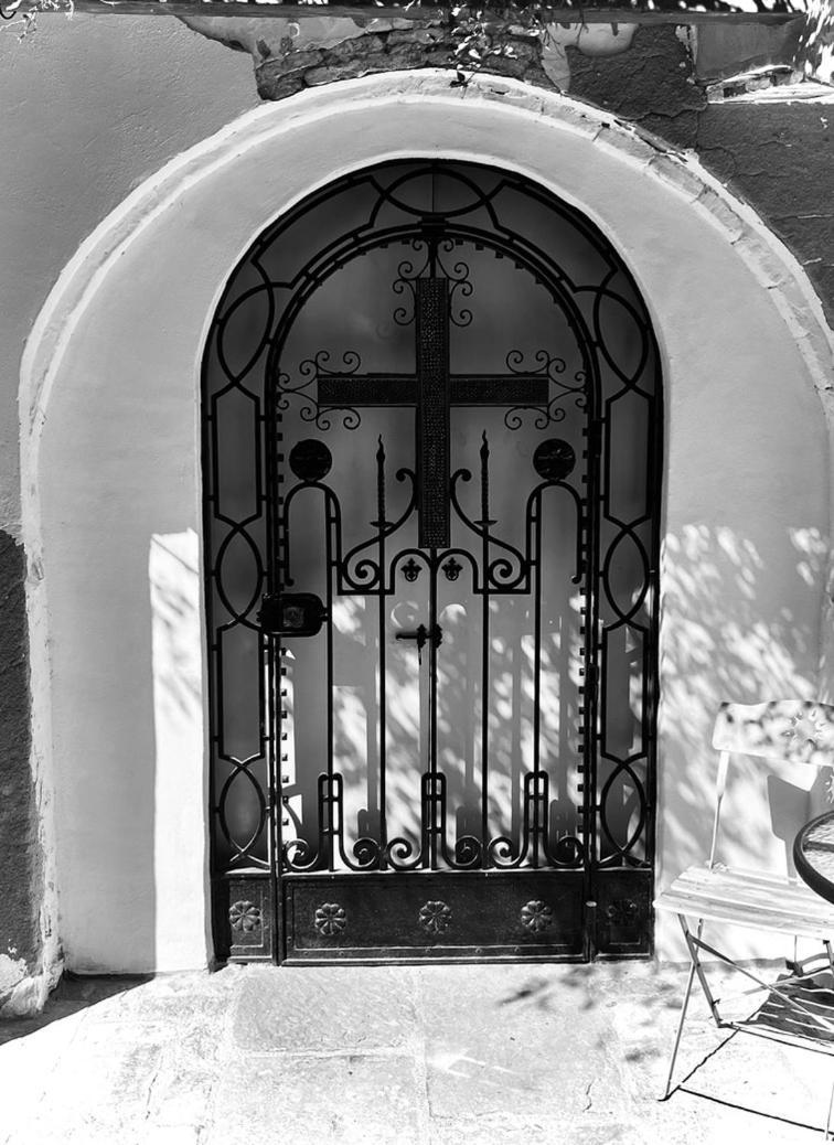 Oliva Courtyard Guesthouse Zewnętrze zdjęcie
