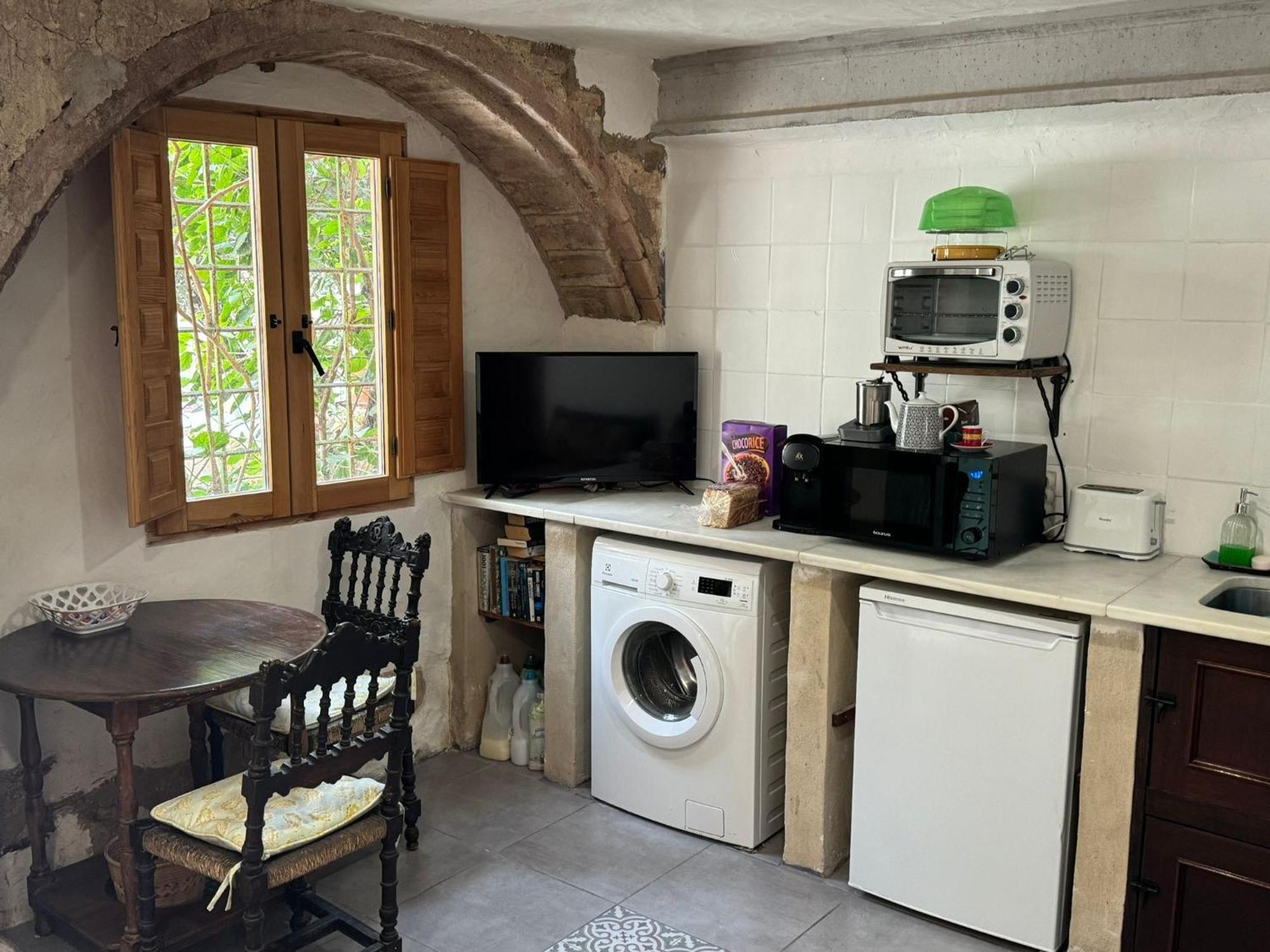 Oliva Courtyard Guesthouse Zewnętrze zdjęcie